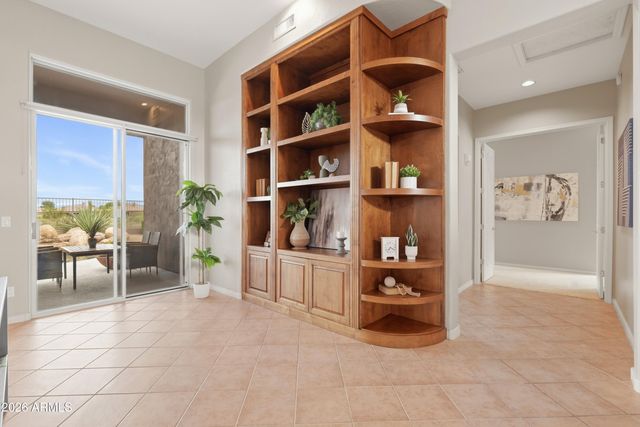 9522 E CAVALRY Drive, Scottsdale, AZ 85262