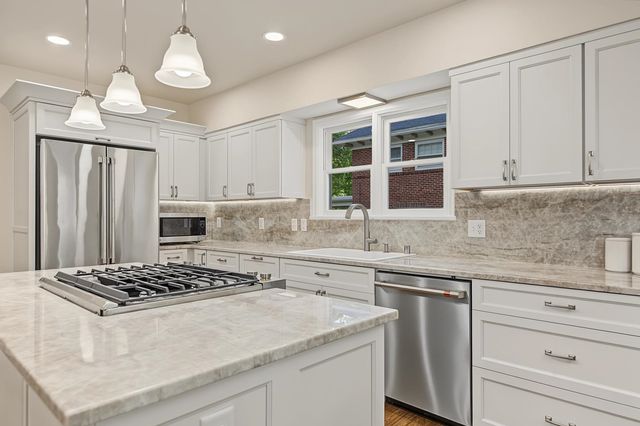 3011 S Manito Blvd, Spokane, WA 99203