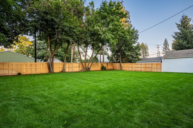 3011 S Manito Blvd, Spokane, WA 99203