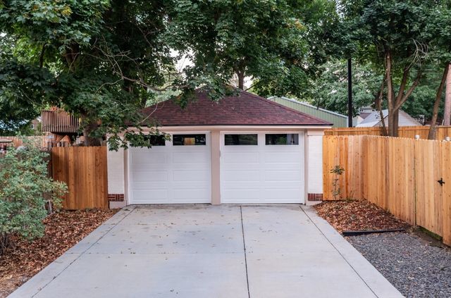 3011 S Manito Blvd, Spokane, WA 99203