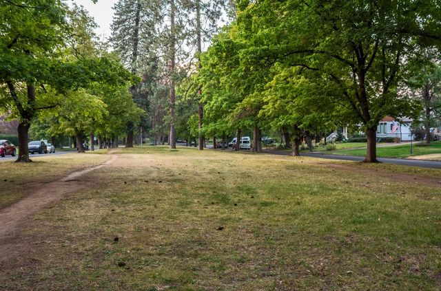 3011 S Manito Blvd, Spokane, WA 99203
