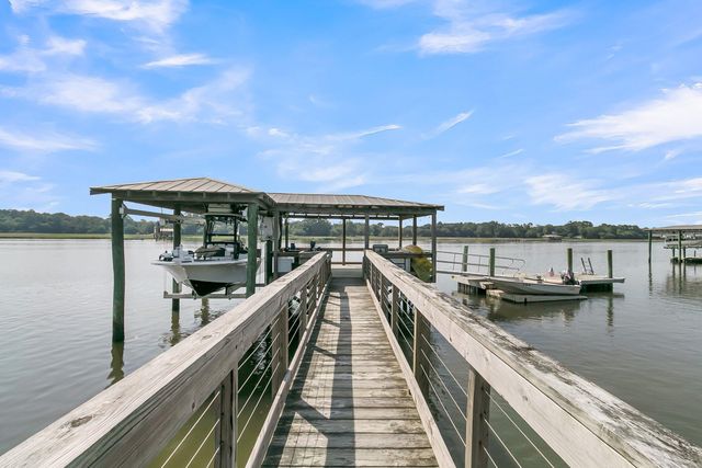 2621 Anchor Watch Drive, Wadmalaw Island, SC 29487