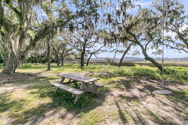 2621 Anchor Watch Drive, Wadmalaw Island, SC 29487