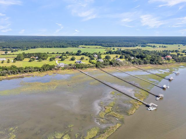 2621 Anchor Watch Drive, Wadmalaw Island, SC 29487