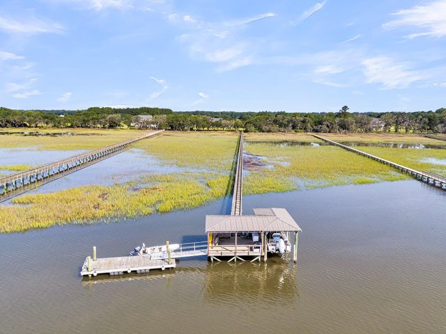 2621 Anchor Watch Drive, Wadmalaw Island, SC 29487