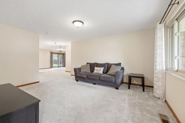 630 Wisteria Drive, Troy, OH 45373
