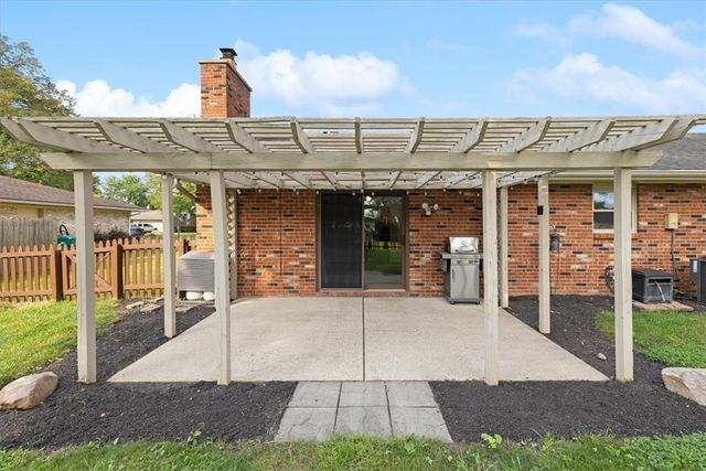 630 Wisteria Drive, Troy, OH 45373