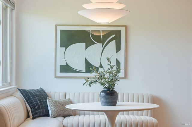 16 Wallace Way, San Rafael, CA 94903