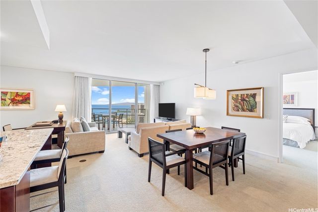 223 Saratoga Road 3203, Honolulu, HI 96815