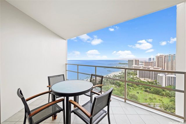 223 Saratoga Road 3203, Honolulu, HI 96815