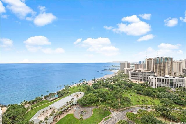 223 Saratoga Road 3203, Honolulu, HI 96815