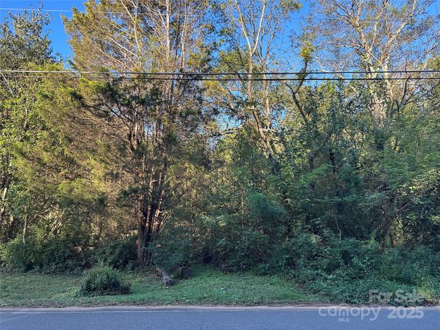 1006 Wall Street, Statesville, NC 28677