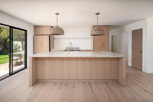16902 Via De Santa Fe Unit 7, Rancho Santa Fe, CA 92067