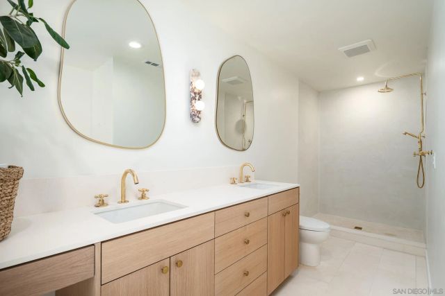16902 Via De Santa Fe Unit 7, Rancho Santa Fe, CA 92067