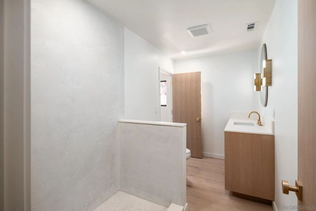 16902 Via De Santa Fe Unit 7, Rancho Santa Fe, CA 92067