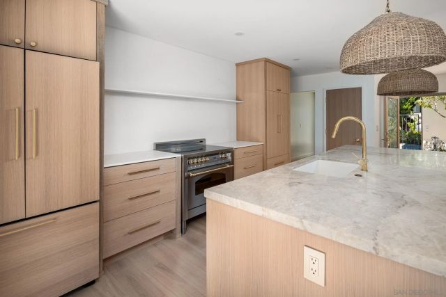 16902 Via De Santa Fe Unit 7, Rancho Santa Fe, CA 92067