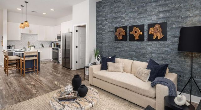 5127 W TYSON AVENUE S1, Tampa, FL 33611