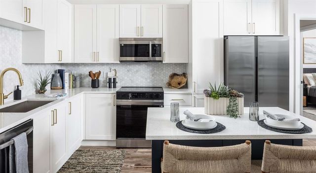 5127 W TYSON AVENUE S1, Tampa, FL 33611