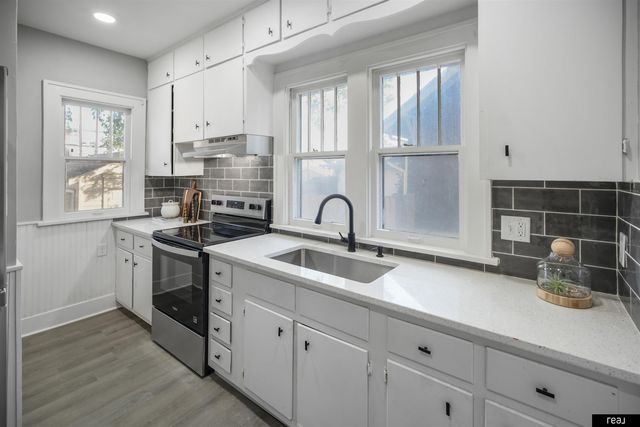 2744 Bauman Avenue, Omaha, NE 68112