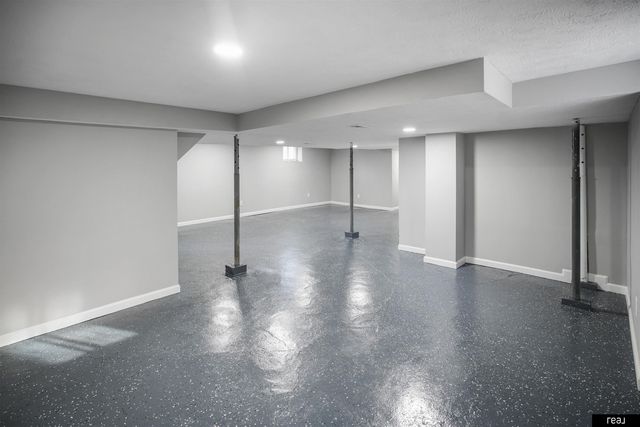 2744 Bauman Avenue, Omaha, NE 68112