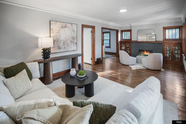 2744 Bauman Avenue, Omaha, NE 68112