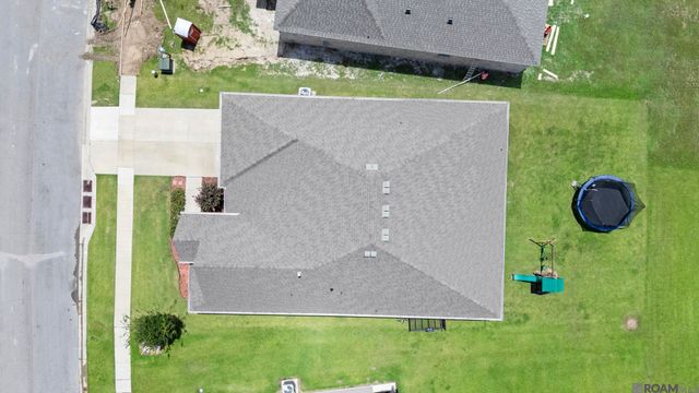 58830 Island Dr, Plaquemine, LA 70764