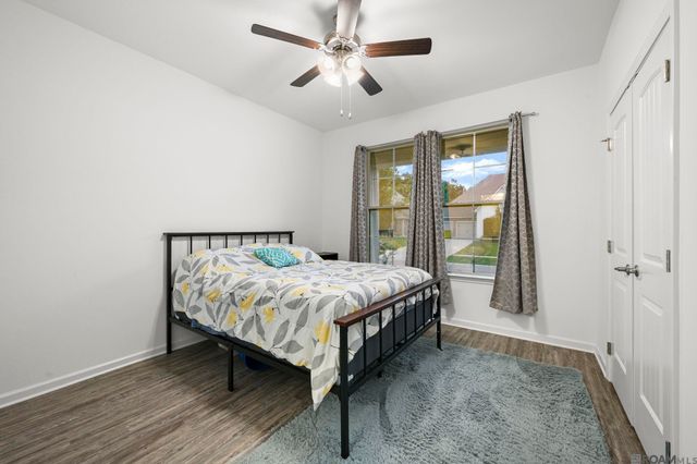 58830 Island Dr, Plaquemine, LA 70764