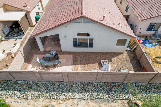 578 W Tara Danette Drive, Tucson, AZ 85704