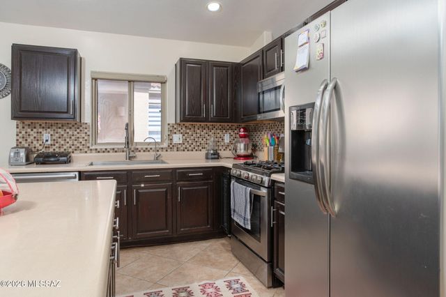 578 W Tara Danette Drive, Tucson, AZ 85704