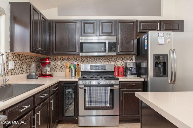 578 W Tara Danette Drive, Tucson, AZ 85704