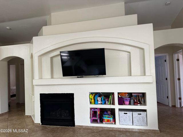 578 W Tara Danette Drive, Tucson, AZ 85704