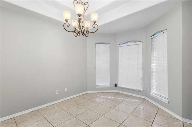 6101 N 25th Lane, Mcallen, TX 78504