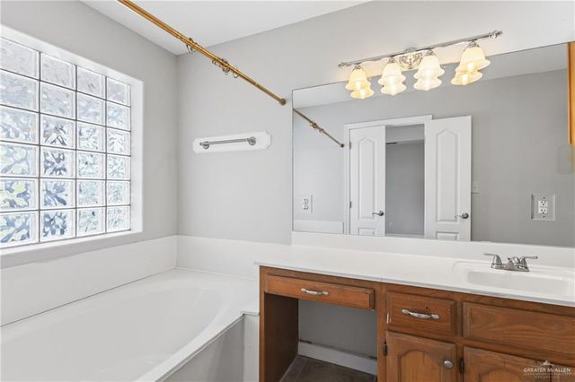 6101 N 25th Lane, Mcallen, TX 78504