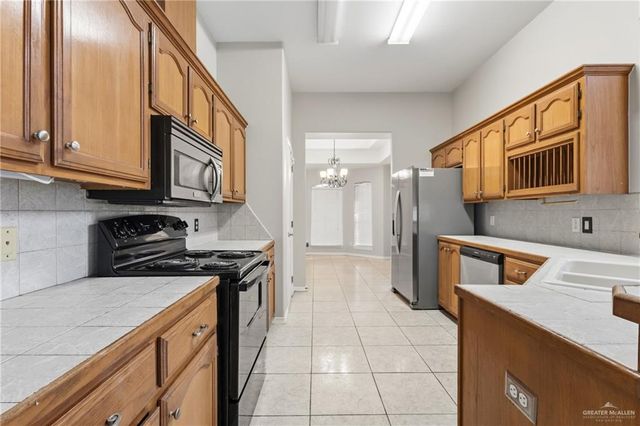 6101 N 25th Lane, Mcallen, TX 78504