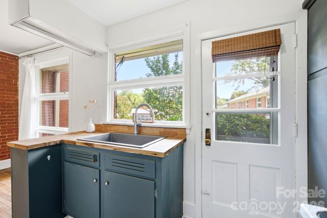4227 Cheltenham Road, Charlotte, NC 28211