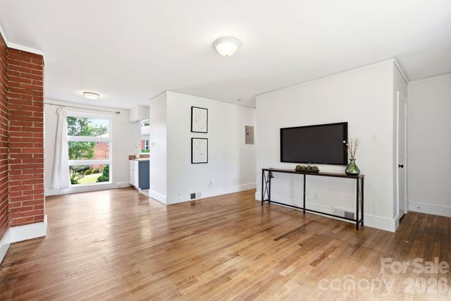 4227 Cheltenham Road, Charlotte, NC 28211