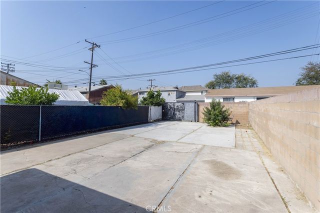 6411 West Boulevard, Inglewood, CA 90302