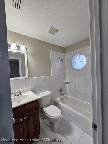 107 Bali Street NE, Lake Placid, FL 33852