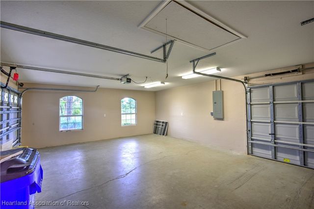 107 Bali Street NE, Lake Placid, FL 33852