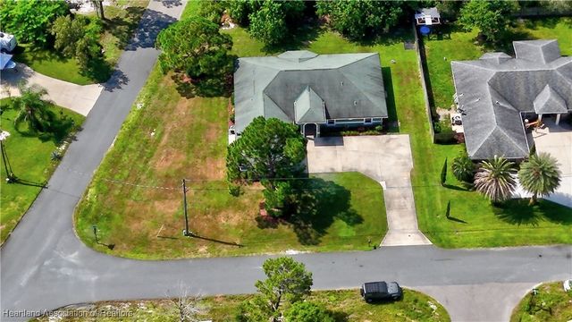 107 Bali Street NE, Lake Placid, FL 33852