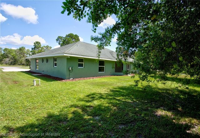 107 Bali Street NE, Lake Placid, FL 33852
