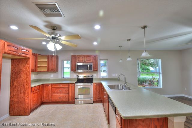 107 Bali Street NE, Lake Placid, FL 33852