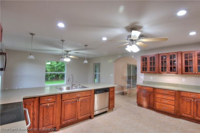 107 Bali Street NE, Lake Placid, FL 33852