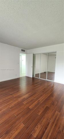 500 NE 2nd St 213, Dania Beach, FL 33004