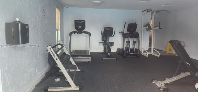 500 NE 2nd St 213, Dania Beach, FL 33004