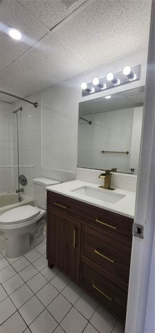 500 NE 2nd St 213, Dania Beach, FL 33004