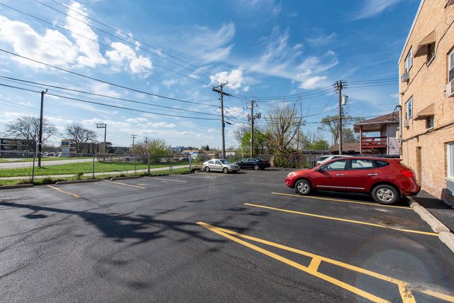 2052 Western Avenue, Waukegan, IL 60087