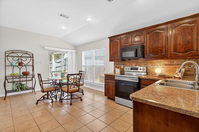 5069 Britton Ridge Lane, Fort Worth, TX 76179