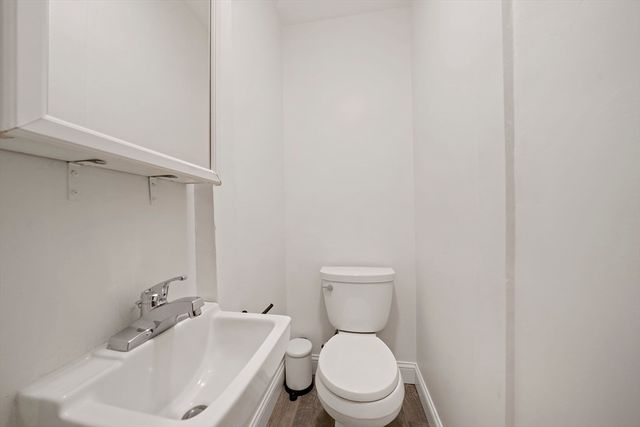 63 Linden Street 1, Wellesley, MA 02482