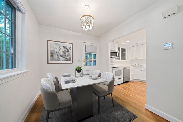 63 Linden Street 1, Wellesley, MA 02482